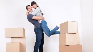 Moving yourself vs hiring removal company